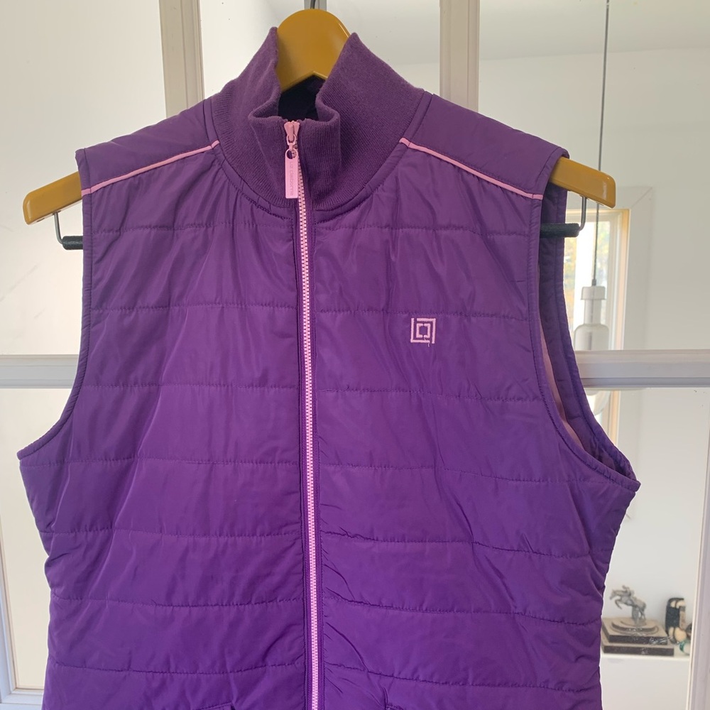 4/$20 Liz Claiborne ladies vest A6